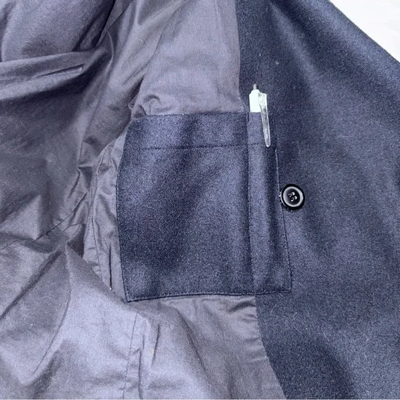 Kenneth Cole Reaction (EUC) Men’s Wool Blend Coat Size Large - Picture 4 of 8